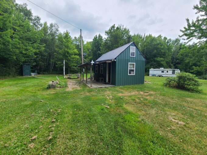 Low maintenance camp near lakes in Northern Maine